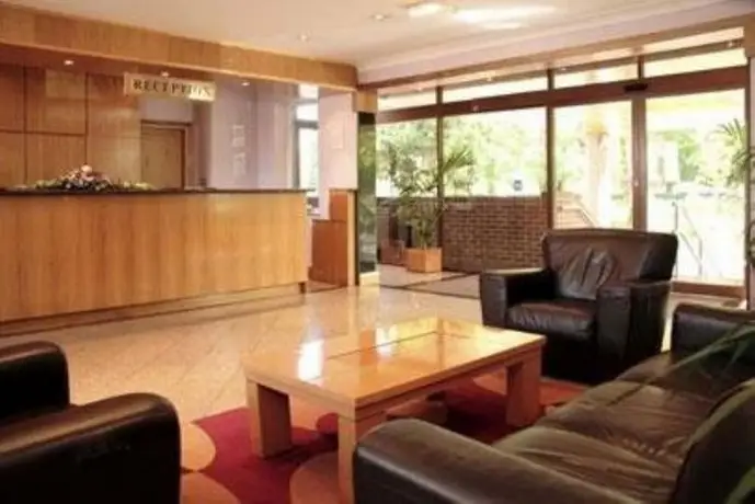 Parkside International Hotel