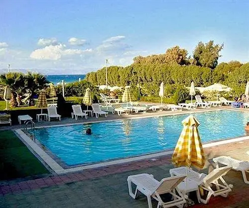 Pylea Beach Hotel 