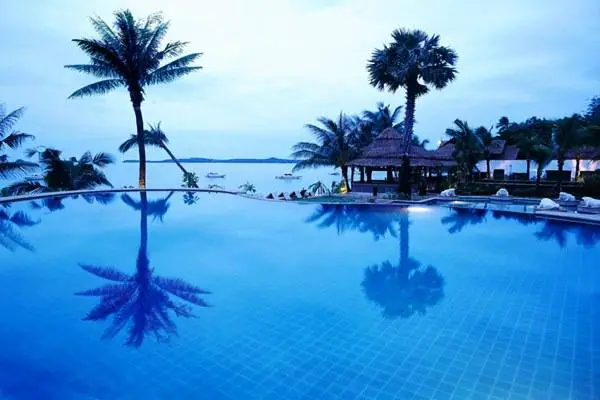 Bandara Resort & Spa 