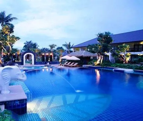 Bandara Resort & Spa 