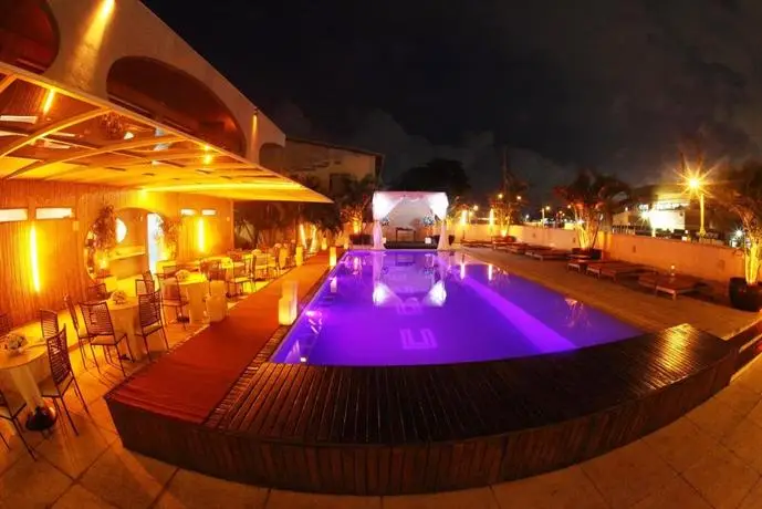 Hotel Cocoon & Lounge 