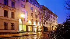 Hotel am Jungfernstieg 