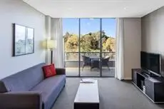 Meriton Suites George Street Parramatta 