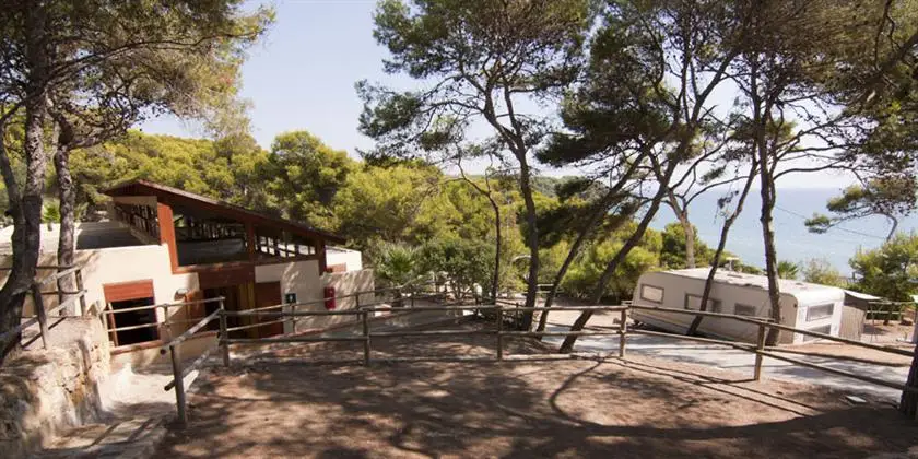 Camping Torre de la Mora 