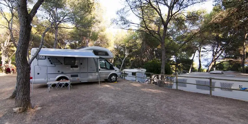 Camping Torre de la Mora 