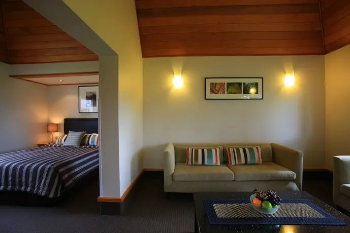 Distinction Te Anau Hotel & Villas