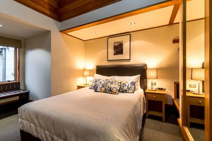 Distinction Te Anau Hotel & Villas 