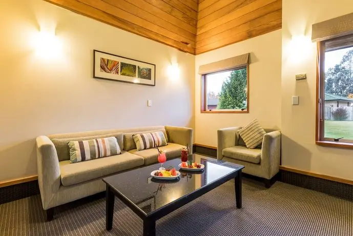 Distinction Te Anau Hotel & Villas 