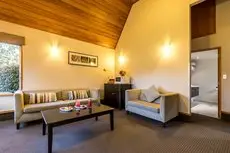 Distinction Te Anau Hotel & Villas 