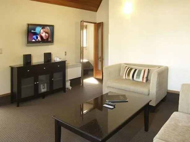 Distinction Te Anau Hotel & Villas 