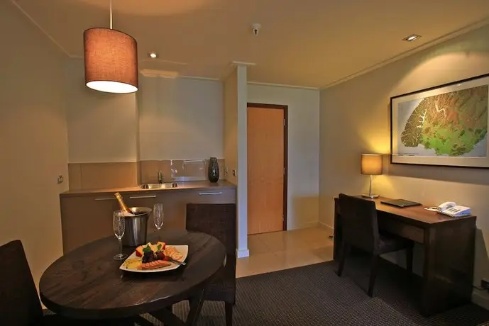 Distinction Te Anau Hotel & Villas 