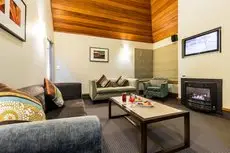 Distinction Te Anau Hotel & Villas 