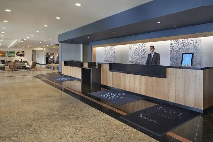 Delta Hotels Toronto Airport & Conference Centre