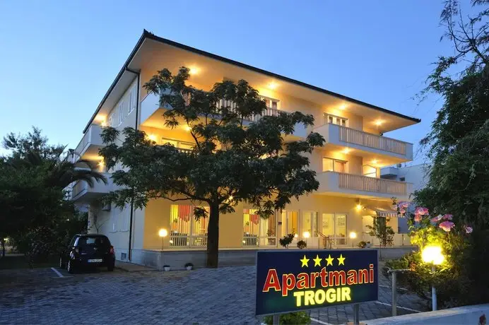 Apartmani Trogir 