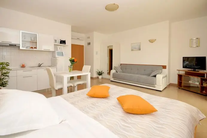 Apartmani Trogir 