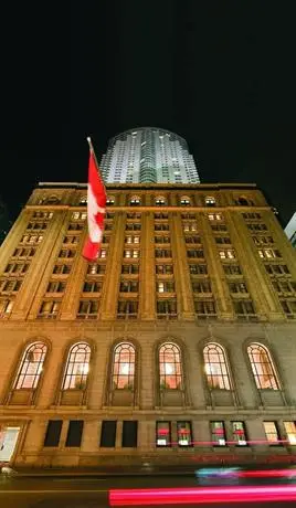 One King West Hotel and Residence 