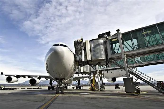 Coast Vancouver Airport Hotel 