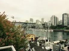 Granville Island Hotel 