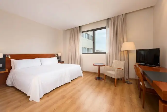 Tryp Valencia Oceanic Hotel 