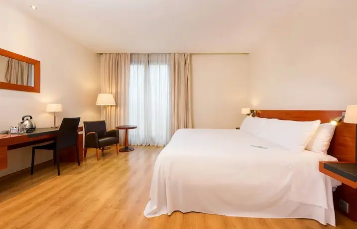 Tryp Valencia Oceanic Hotel 