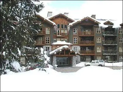 Lost Lake Lodge by Whistler Premier 