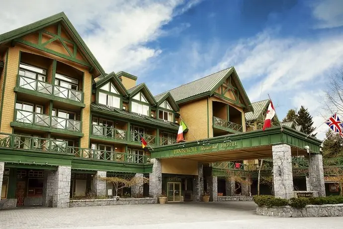 Pinnacle Hotel Whistler 