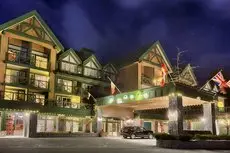 Pinnacle Hotel Whistler 