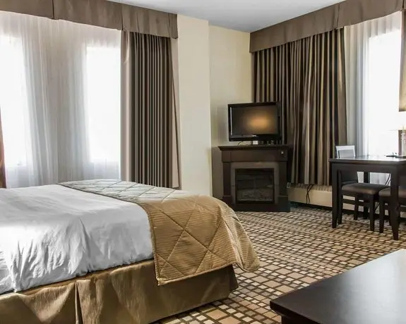 Clarion Hotel & Suites Winnipeg