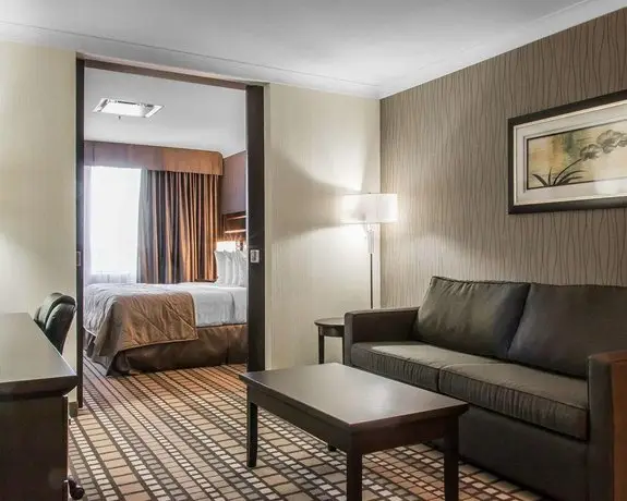 Clarion Hotel & Suites Winnipeg 