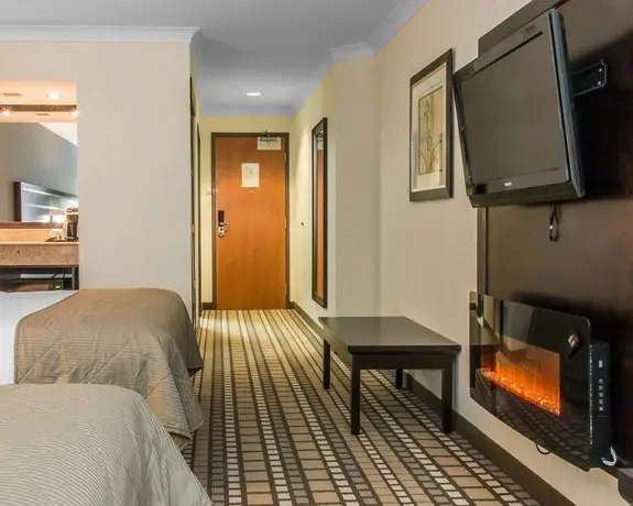 Clarion Hotel & Suites Winnipeg 