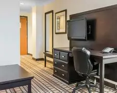 Clarion Hotel & Suites Winnipeg 