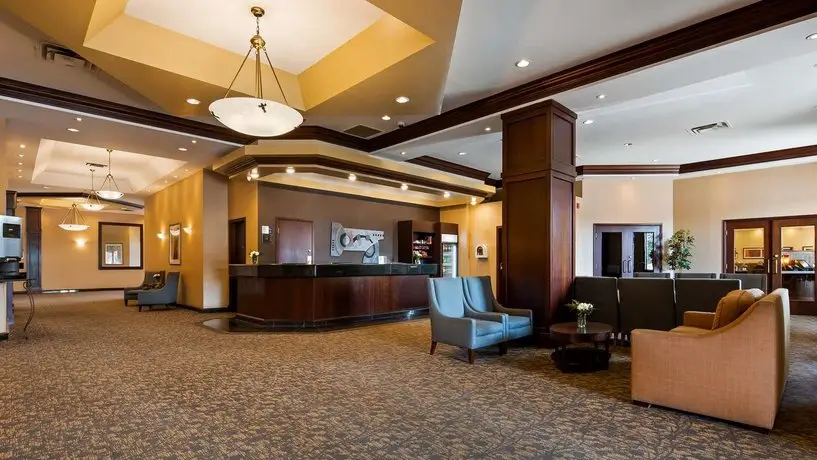 Best Western Plus Winnipeg Airport Hotel