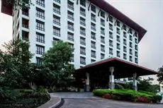 Chatrium Hotel Royal Lake Yangon 