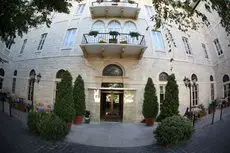 Grand Kadri Hotel 