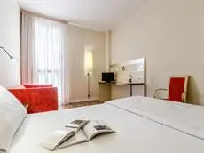 Hotel YIT Ciudad de Zaragoza 