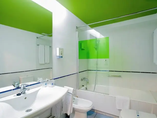 Ibis Styles Zaragoza Ramiro I 