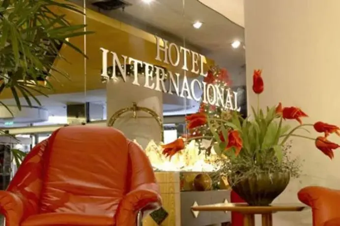 Internacional Asuncion Hotel & Suites 