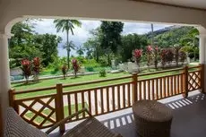 Anse Soleil Beachcomber Self-Catering Chalets 