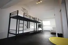 Cube Hostel 