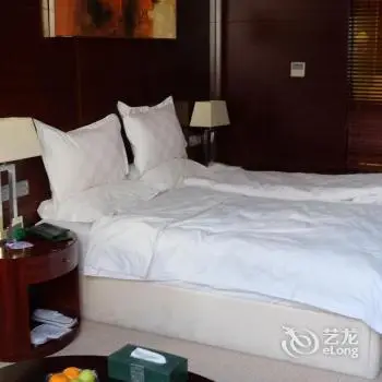 Changchun Clear Moon Apartment by South Lake Hotel 