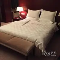 Changchun Clear Moon Apartment by South Lake Hotel 