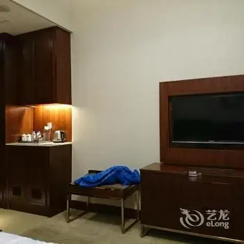 Changchun Clear Moon Apartment by South Lake Hotel 