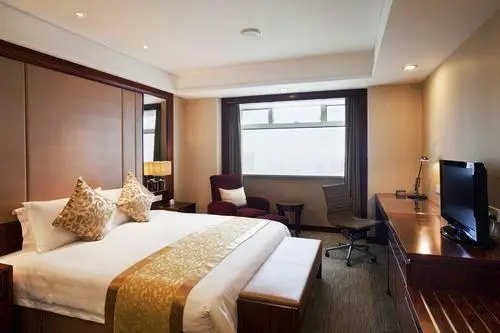 Crowne Plaza Nanjing Hotels & Suites 