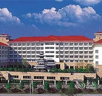 Guilin Merryland Resort Hotel - Guilin