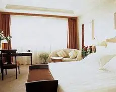 Zhaolong Hotel Beijing 