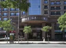 Lee Garden Service Apartment 