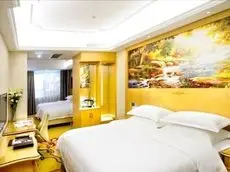 Greentree Inn Shenzhen Dongmen Business Hotel 