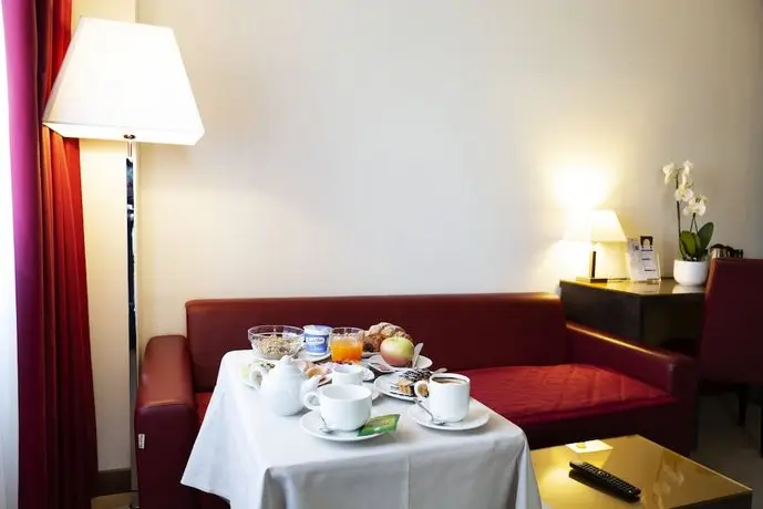 Ih Hotels Bologna Amadeus 