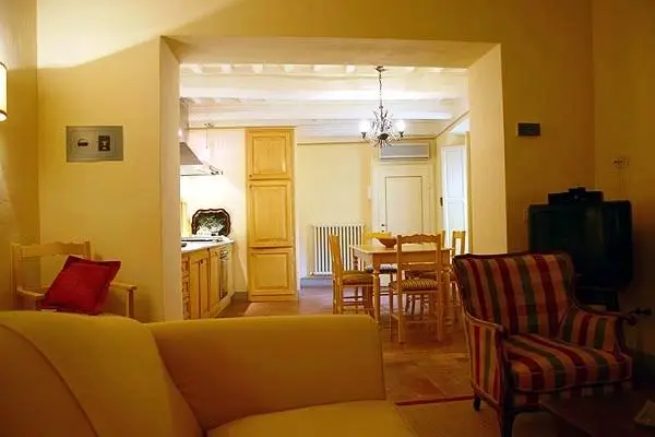 Le Gelosie Bed and Breakfast and Apartments 