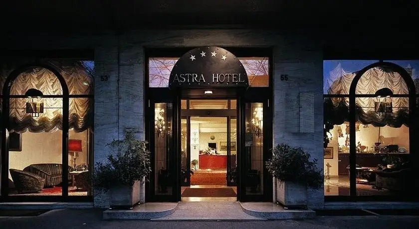 Astra Hotel